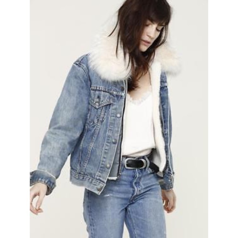 Faux fur denim jacket